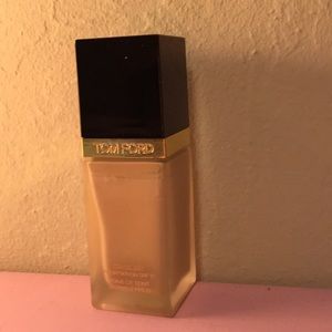 Tom Ford Traceless Foundation SPF15